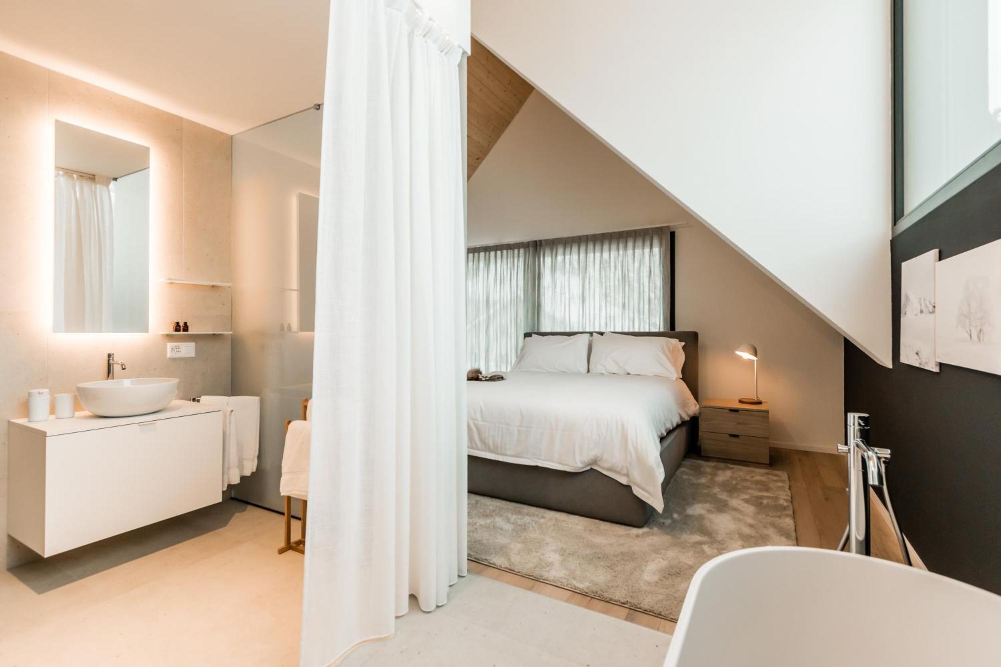The Base Andermatt Aparthotel Room photo