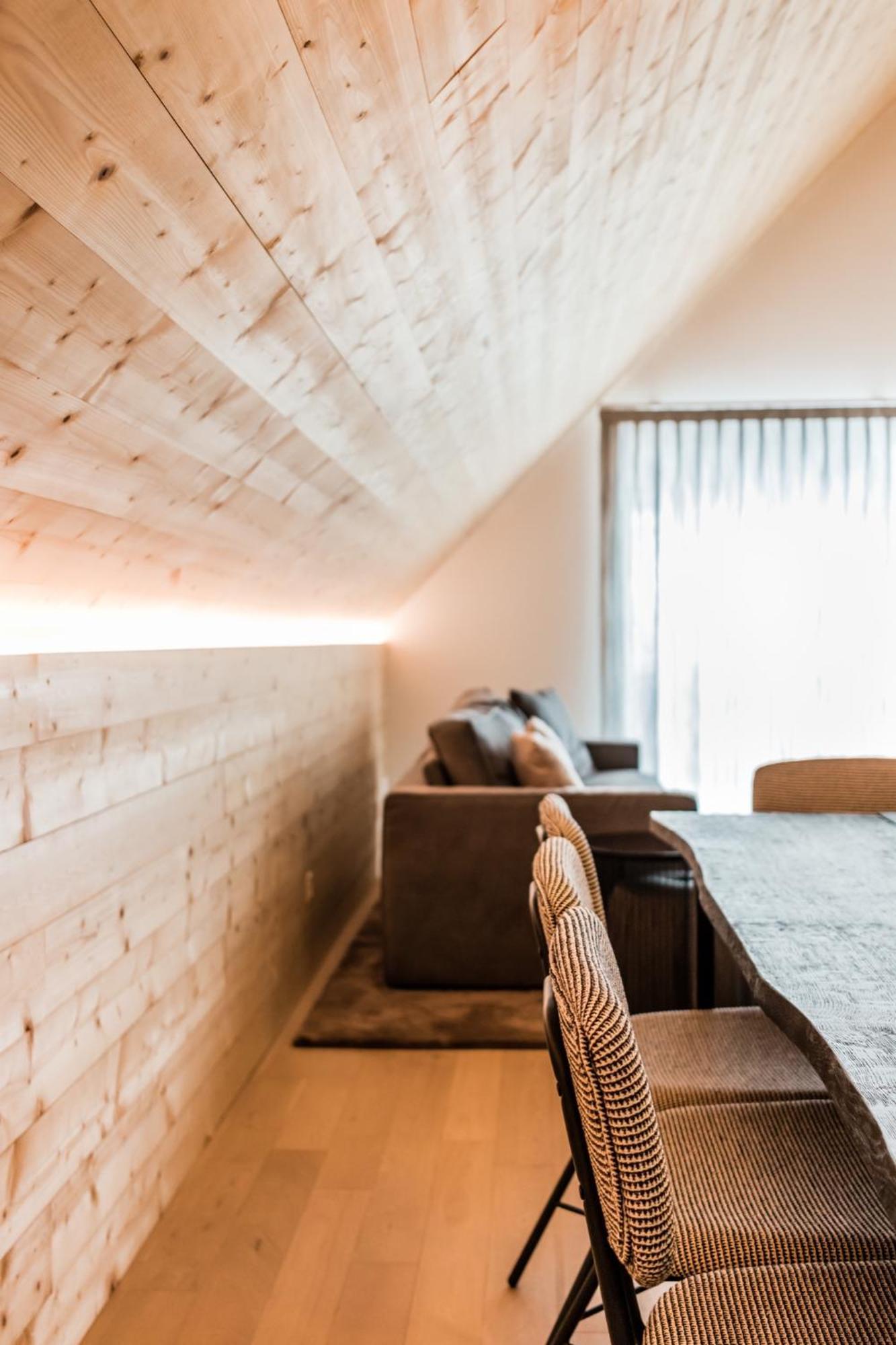 The Base Andermatt Aparthotel Room photo